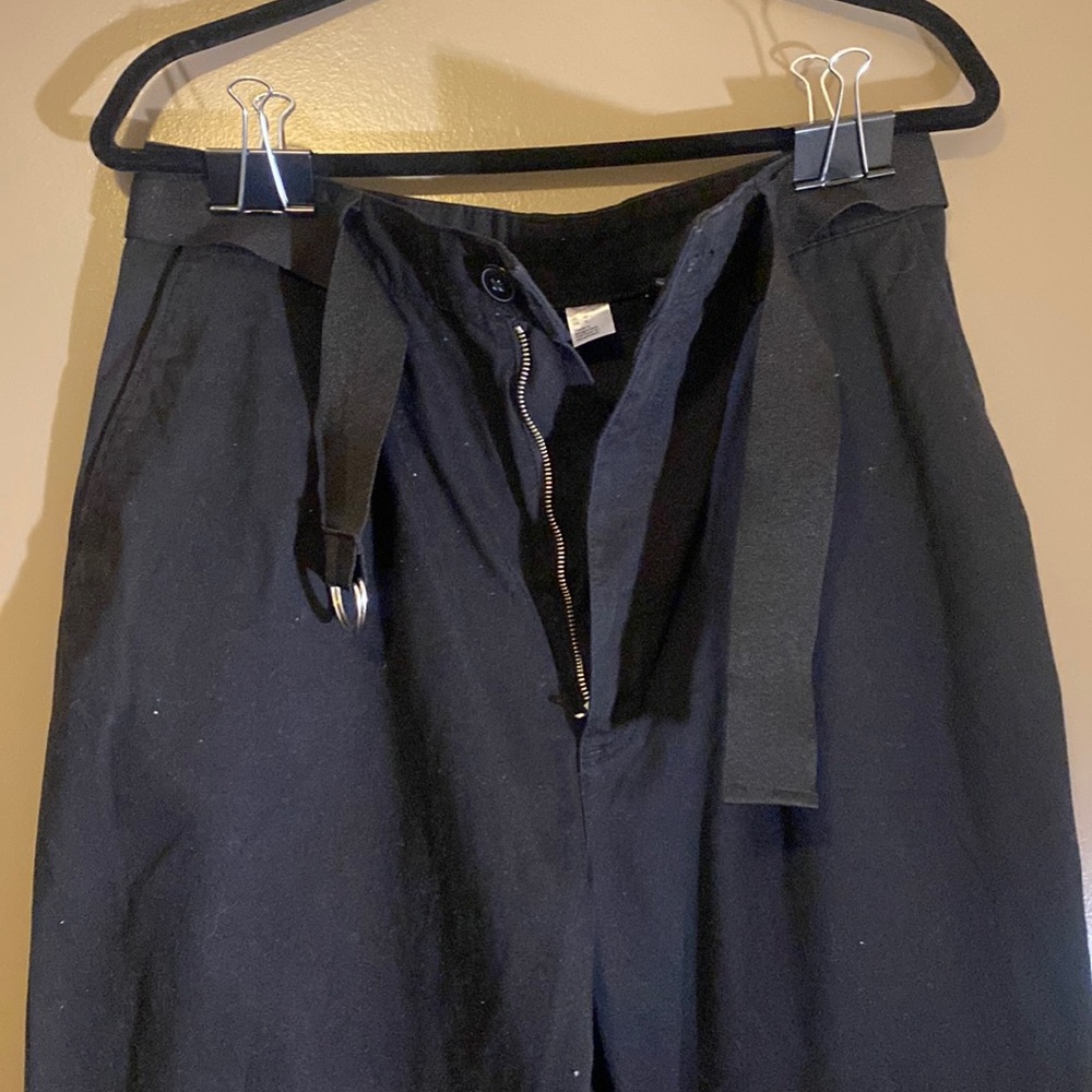 H&M - Divide Black Pants W/Belt